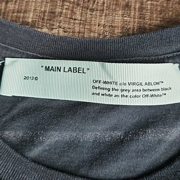 Off-White -Short Sleeve Tee - Picture 2 of 6